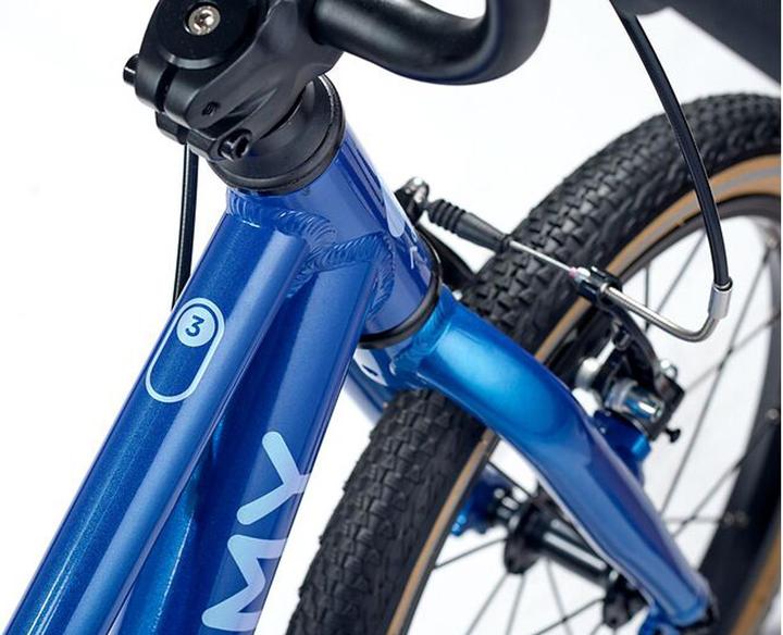 Produktbild Academy Grade 3 (16")