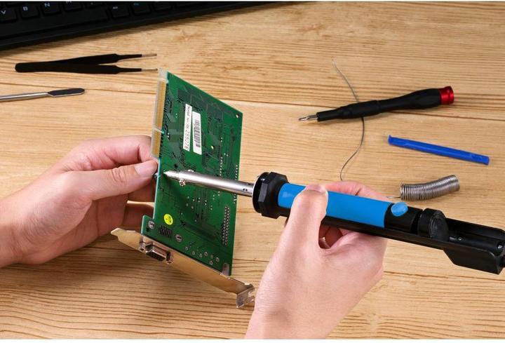 Actual product image Basetech Desoldering Iron 230 V 40 W