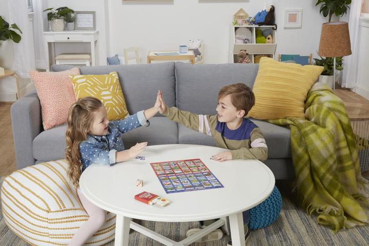 Productafbeelding Hasbro Gaming Wie is het? Junior bordspel voor kleuters en kinderen, Wie is het? Spel voor jongere kinderen, Das (Duits)