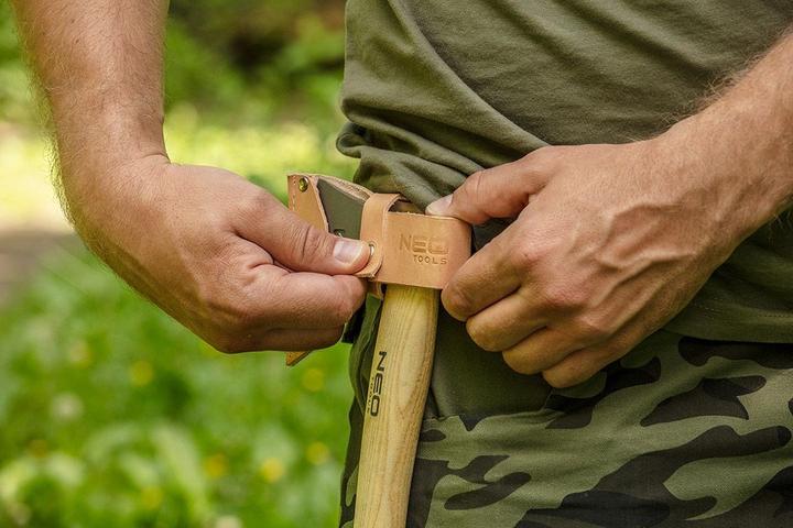 Actual product image Neo Toporek (Toporek bushcraftowy w futerale 400G)