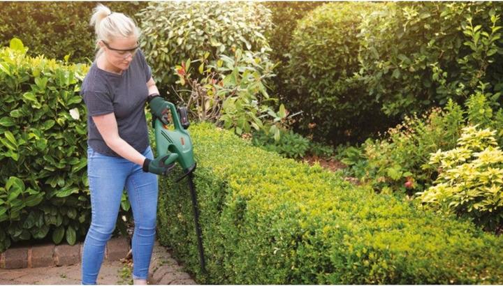 Produktbild Bosch Home & Garden EasyHedgeCut 18-45 (Akkubetrieb)