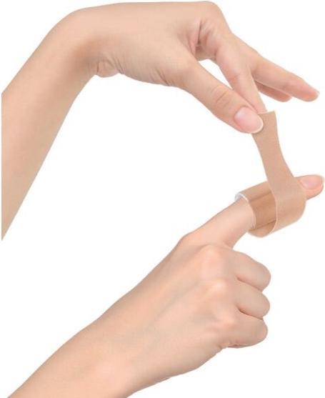 Actual product image Lifemed Finger Strips "Flexible" 12 x 2 cm skin-coloured (10 x)