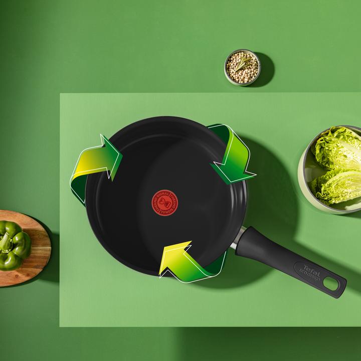 Immagine prodotto Tefal Pentola con coperchio Renew Black On 24 cm (24 cm, Padella per friggere, Alluminio pressofuso)