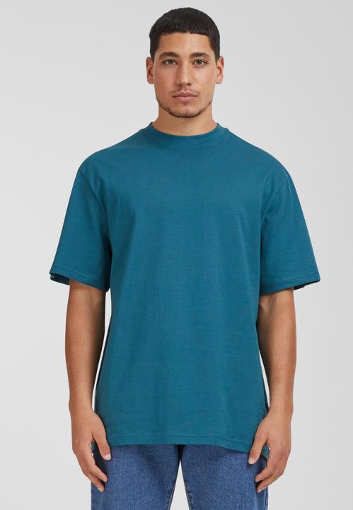 Actual product image Urban Classics Tall Tee (M)