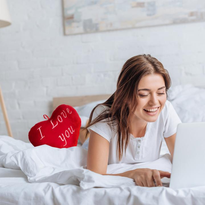 Actual product image Monzana Teddy Bear 50-175cm with Heart Pillow 26-32cm (150 cm)