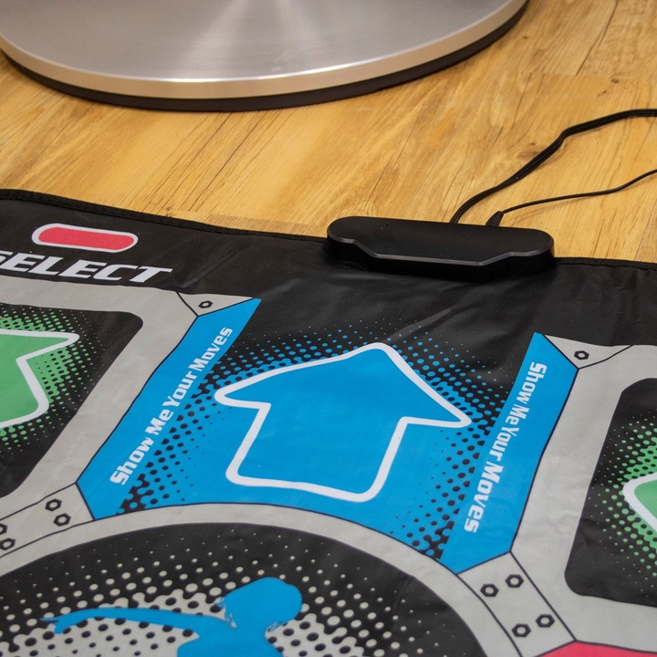 Actual product image Thumbs Up Mad Monkey Retro Dance Mat i. 10 Songs,9 Stages,10 Characters