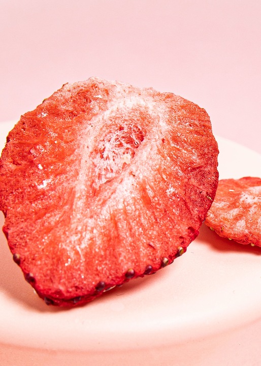 Produktbild KoRo Gefriergetrocknete Erdbeerscheiben (350 g)