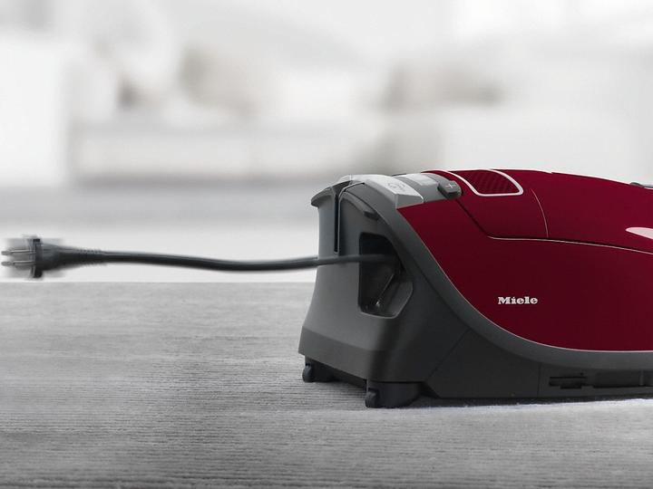 Produktbild Miele Complete C3 Complete C3 Score Red PowerLine 11534210 - Stofzuiger met stofzak