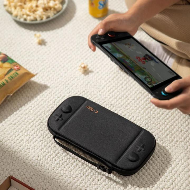 Actual product image Tech-Protect Slim Pouch für Nintendo Switch 2 – Schwarz (Switch 2)