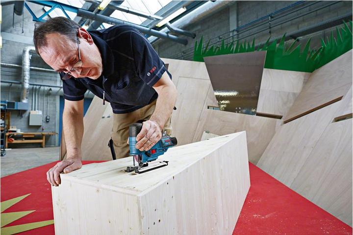 Produktbild Bosch Professional GST 12V-70