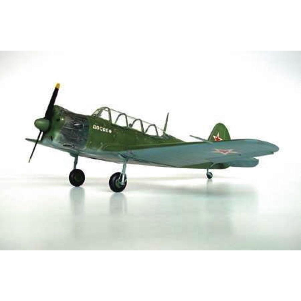 Trumpeter Jakowlew Jak-18 Max (02213)