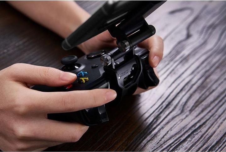 Produktbild 8bitdo Mobile Gaming-Clip (Xbox Series X)