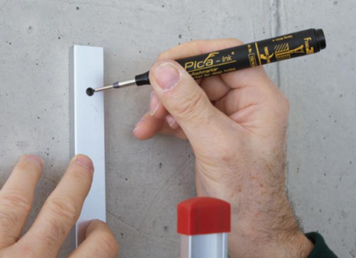 Actual product image Pica Ink (Red, 2 mm, 1 x)