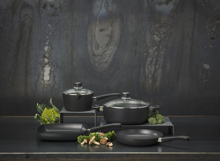 Produktbild Scanpan Schmortopf CLASSIC Ø 26 cm mit Deckel - Induktion (Bräter + Schmortopf, Kochtopf, Aluminium, 26 x 12 cm)