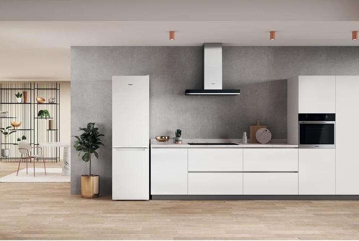 Actual product image Whirlpool W7X 93A W (367 l)