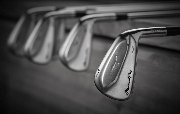 Produktbild Mizuno Pro 225 (Rechtshänder)