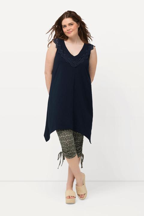 Immagine prodotto Ulla Popken Top dal taglio lungo e smanicato in cotone biologico con pizzo e scollo a V (50, 52)