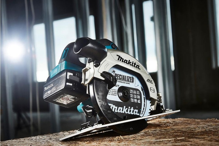 Produktbild Makita DHS660ZJ