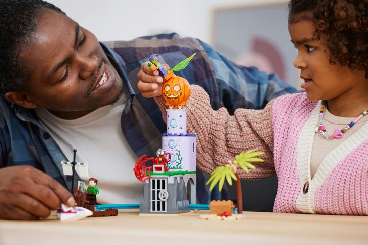 Actual product image LEGO 10790 Confidential (10790, LEGO Marvel)