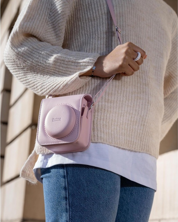 Actual product image Fujifilm instax Mini 12 (Camera case, 1.84 l)