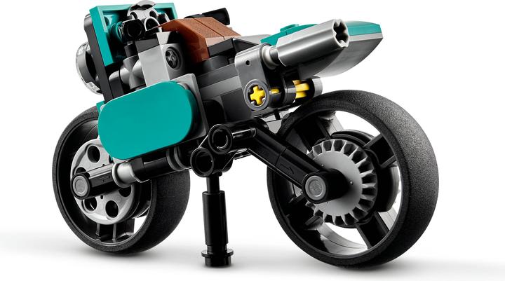 Actual product image LEGO Vintage motorbike (31135, LEGO Creator 3-in-1)