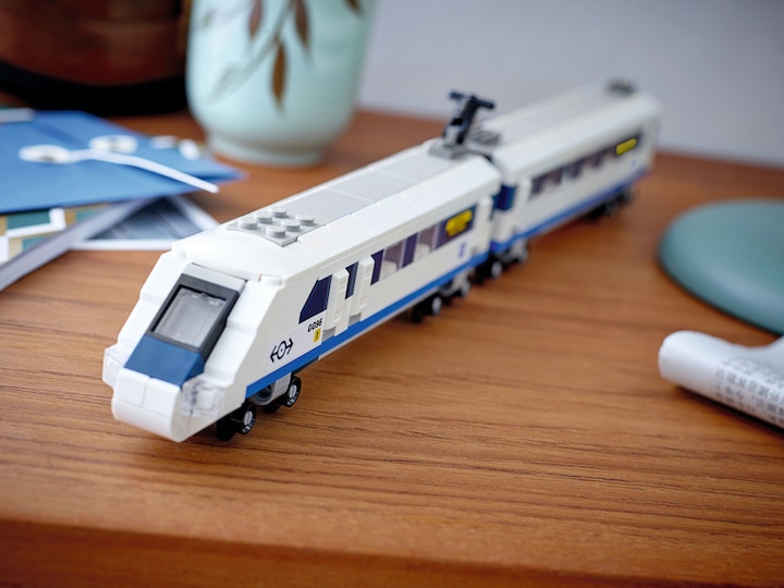 Image du produit LEGO Creator - Train à grande vitesse (40518, LEGO Creator 3-in-1)