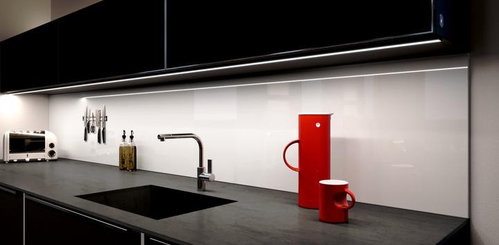Produktbild Halemeier LED Bänder Versa Inside 1200 / 12 V (Warmweiss, 30 cm, Indoor)
