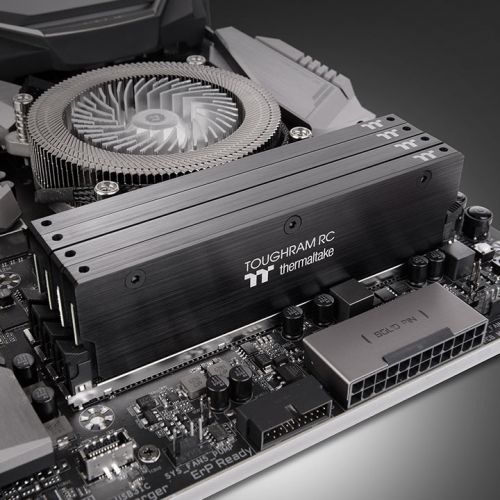 Actual product image Thermaltake TOUGHRAM RC 16GB (2x8GB) DDR4 3200MHz C16 Memory (2 x 8GB, 3200 MHz, DDR4-RAM)
