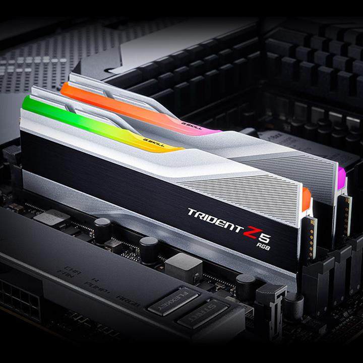Produktbild G.Skill Trident Z5 RGB (2 x 32GB, 6400 MHz, DDR5-RAM, DIMM)