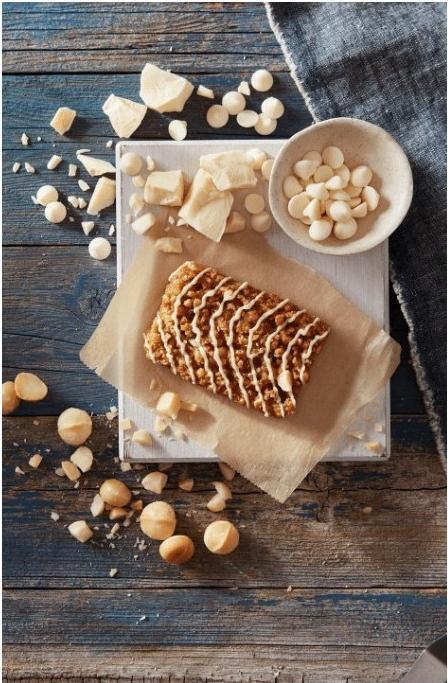 Actual product image Clif Bar Energy bar (White chocolate, Macadamia nut, 12 pcs., 816 g)