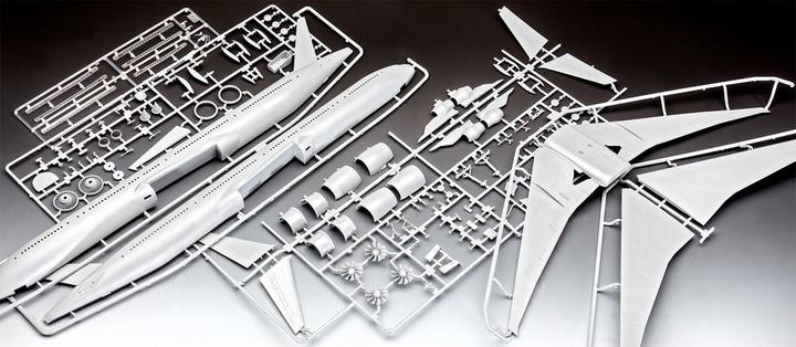 Produktbild Revell Boeing 777-300ER