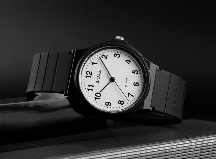 Immagine prodotto Skmei 1419BKWT-NM Uhr + BOX (Orologio da polso analogico, 31 mm)