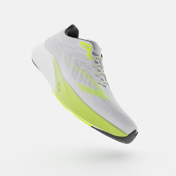 Immagine prodotto Kiprun Scarpe da corsa uomo - KD900 Light bianco/giallo (41)