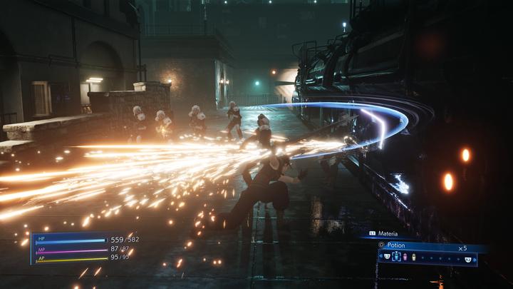 Immagine prodotto Square Enix Crisis Core Final Fantasy VII Reunion (PS5, IT)