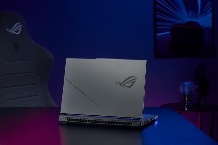 Produktbild ASUS ROG Strix G16 (16", 1000 GB, 16 GB, Eng. Int., AMD Ryzen 9 8940HX)