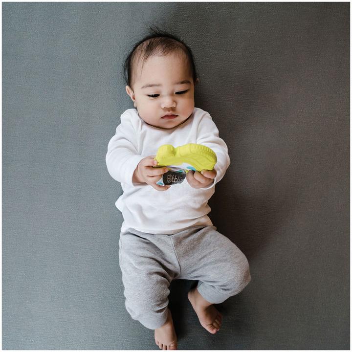 Actual product image Bblüv Gluv glove bite toy (3 Months)