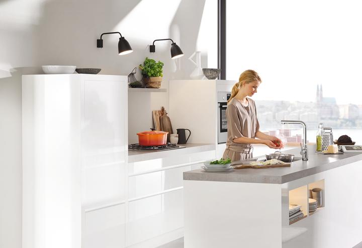 Actual product image Grohe Essence single-lever sink mixer