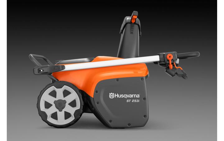 Actual product image Husqvarna Akku-Schneefräse ST 253i, Produkttyp: Akku-Schneefräse