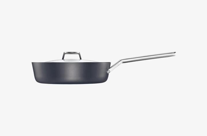 Actual product image Fiskars Taiten sauté pan, 26cm (Frying pan, Aluminium, 26 x 10.80 cm)