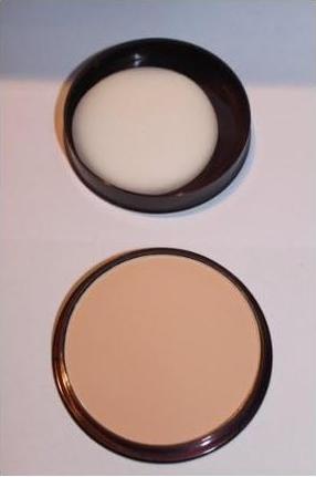 Produktbild Constance Carroll UK Compact Refill Powder Number 1 Candlelight 12g