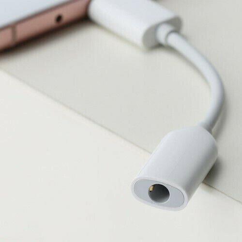 Immagine prodotto Xiaomi Cable Original USB-C/3,5mm Adapter White (Service pack) (USB tipo C, Jack da 3.5mm)