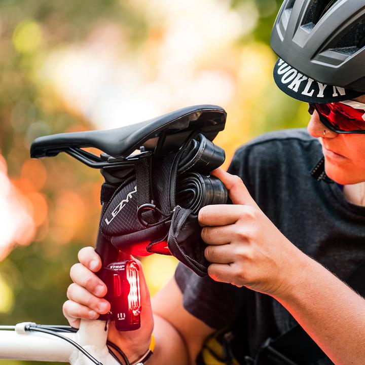 Actual product image Lezyne sport kit (0.60 l, Saddle bag)