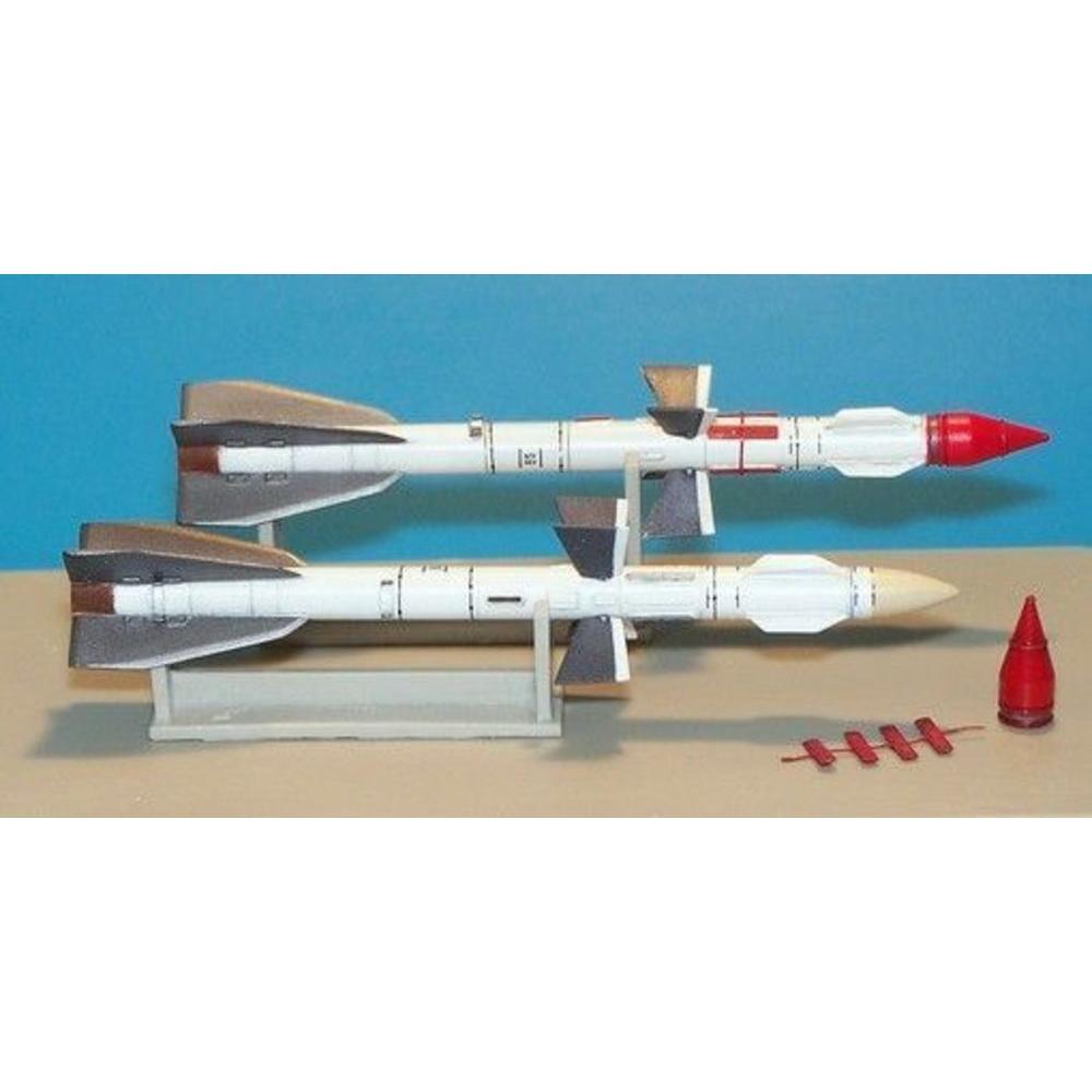 Plus Model Russian missile R-27R AA-10 Alamo-A