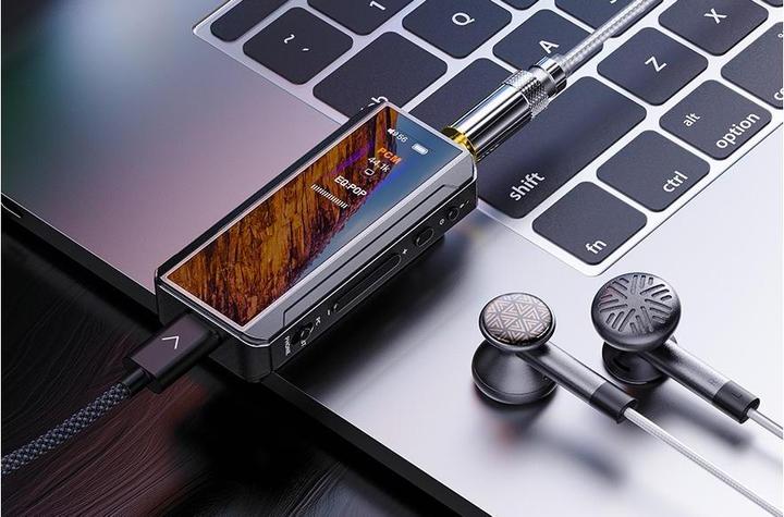 Actual product image FiiO BTR13 (Tone control, Display, USB-DAC, Microphones, Bluetooth)
