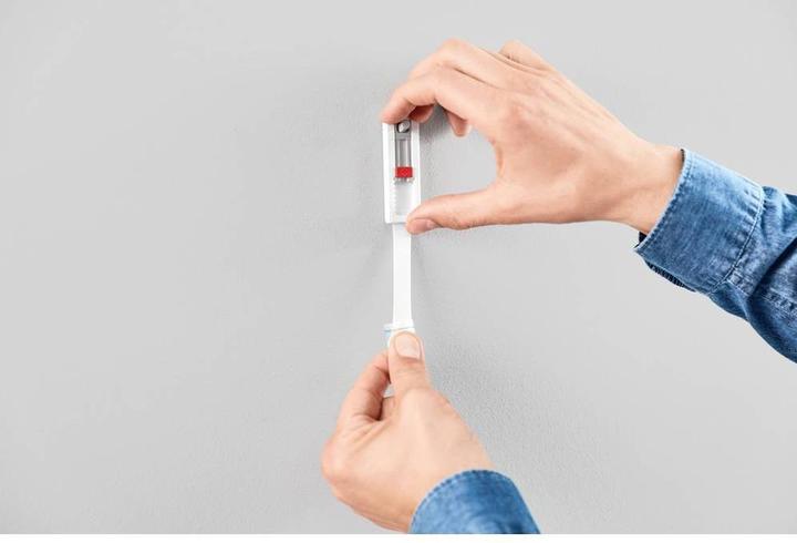 Produktbild tesa Klebenagel für Tapete & Putz, ideal für WLAN Router, höhen- und seitenverstellbar