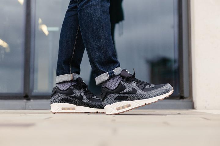 Immagine prodotto Nike Air Max 90 Premium (36)