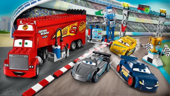 Actual product image LEGO Final Florida 500 (10745)