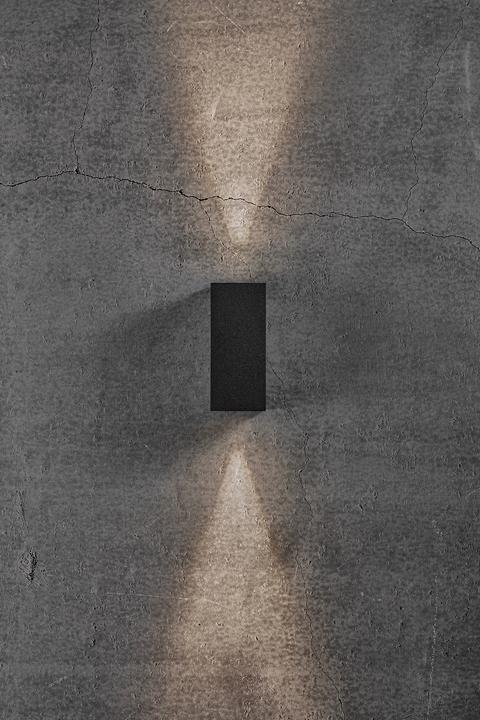 Actual product image Nordlux Asbol Kubi, wall lamp, black (150 lm, IP44)