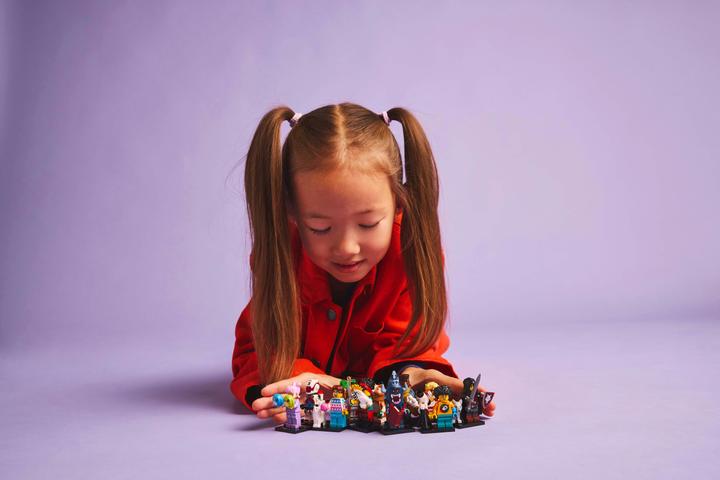 Actual product image LEGO Serie 27 (71048, LEGO Minifigures)