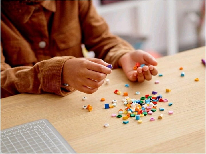 Immagine prodotto LEGO Set supplementare facce di animali (41931, LEGO Dots)
